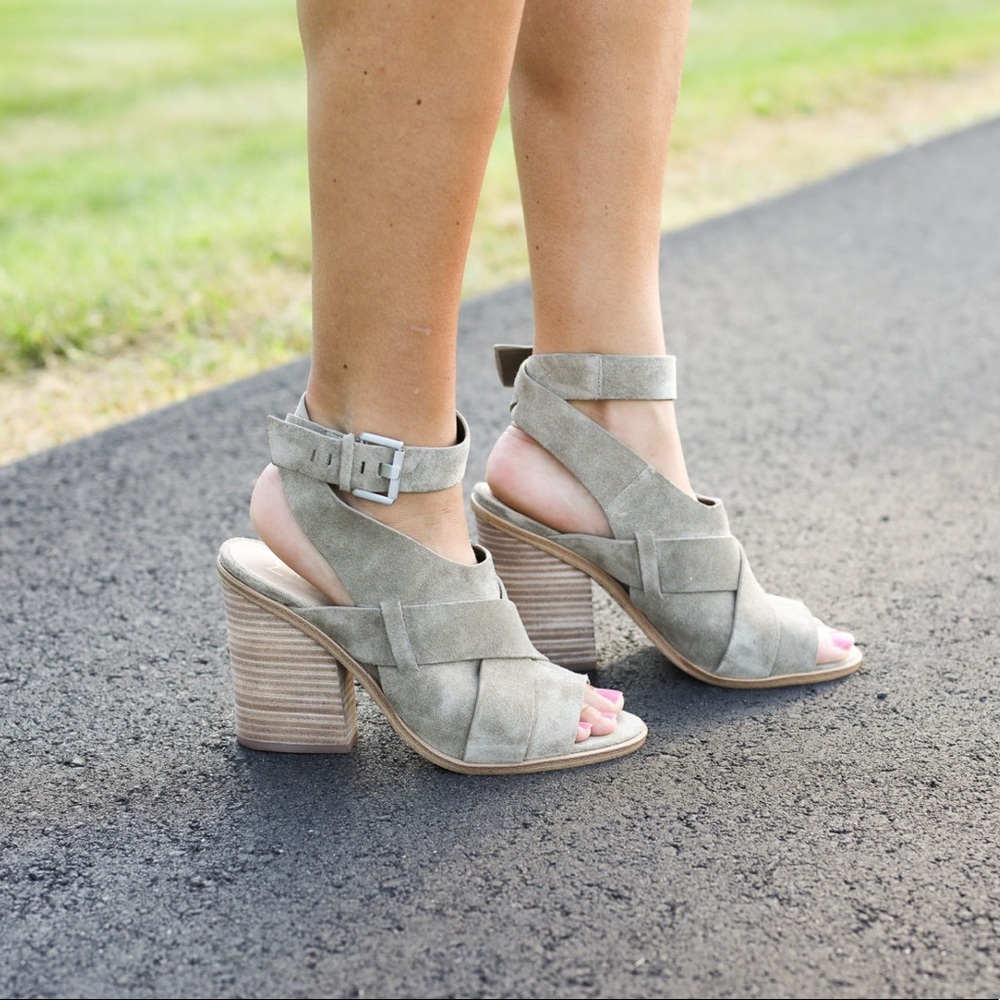 Marc Fisher Valen Sandal